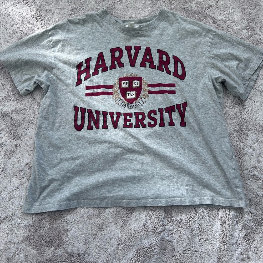 Harvard University T-Shirt
